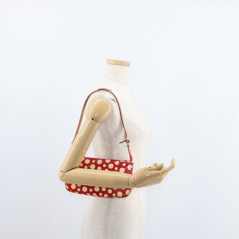 【日本直送】路易威登 Vernis Dot Infini 手拿包配件袋 M91428 正品 152414V-22