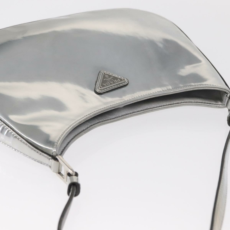 【日本直送】PRADA 銀色皮革肩背包 Auth 134333V-5