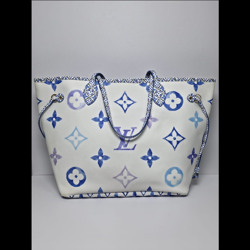 LV - Neverfull MM By The Pool-2