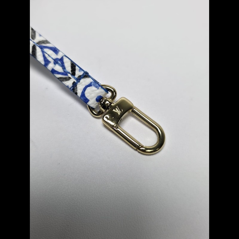 LV - Neverfull MM By The Pool-28