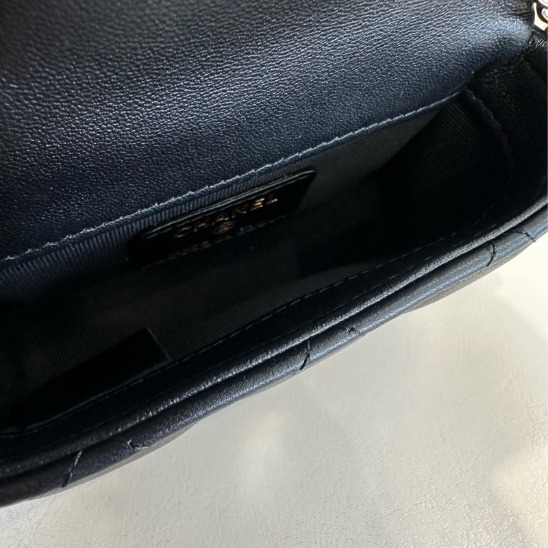 CHANEL 羊皮黑白邊配件包 黑色 晶片款-4