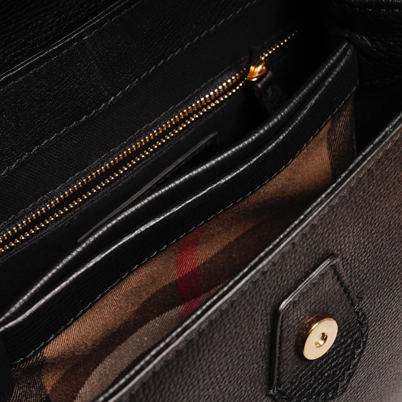 BURBERRY Camberley經典格紋帆布拼色 荔枝皮手提包(黑)-12
