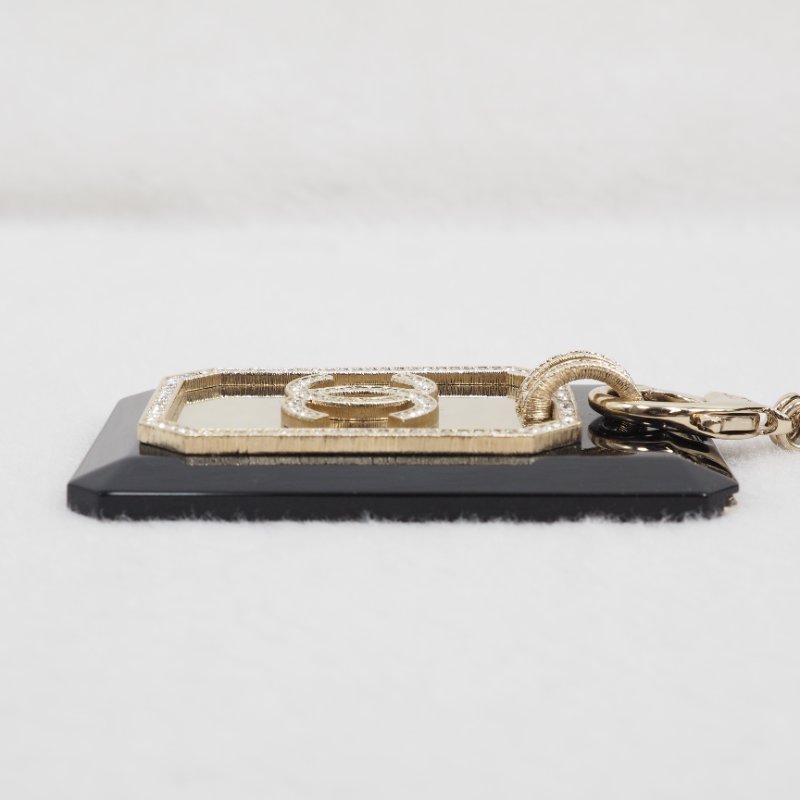 CHANEL B21A 掛頸閃石硬卡片套-5