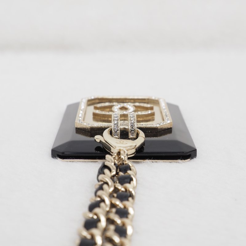 CHANEL B21A 掛頸閃石硬卡片套-6