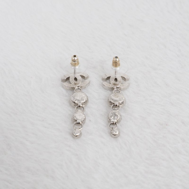 CHANEL 23S 閃石吊墜耳針耳環-3