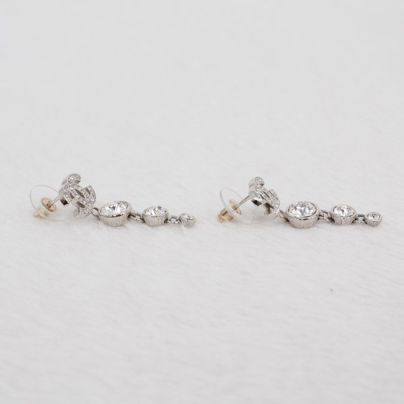 CHANEL 23S 閃石吊墜耳針耳環-8