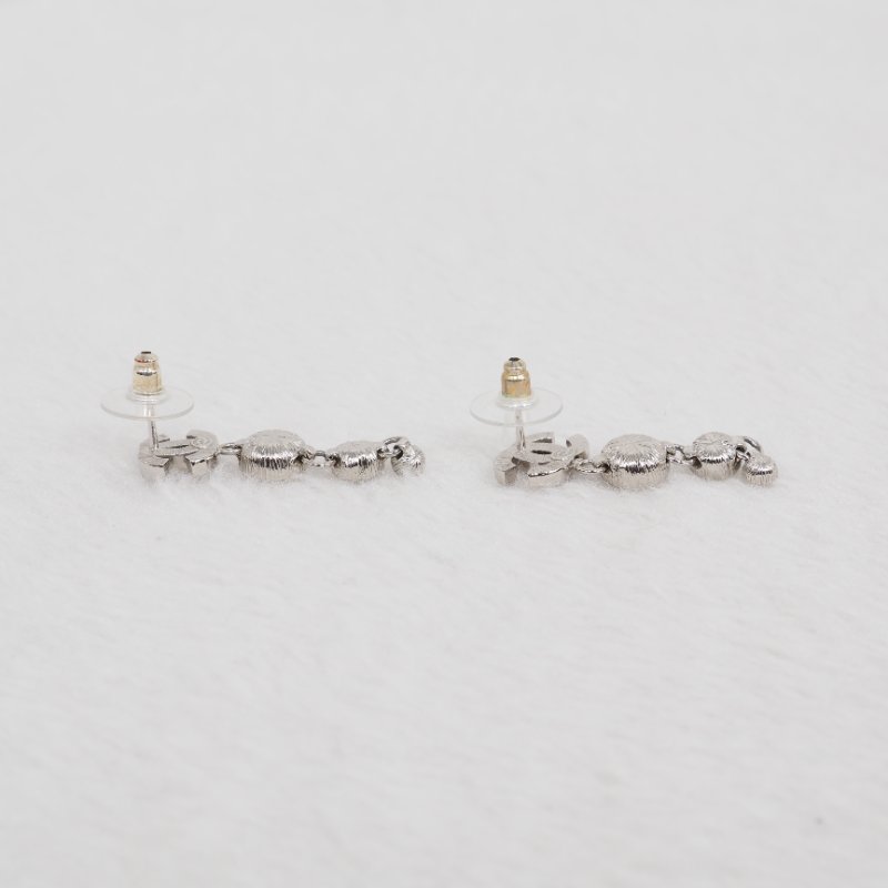 CHANEL 23S 閃石吊墜耳針耳環-9