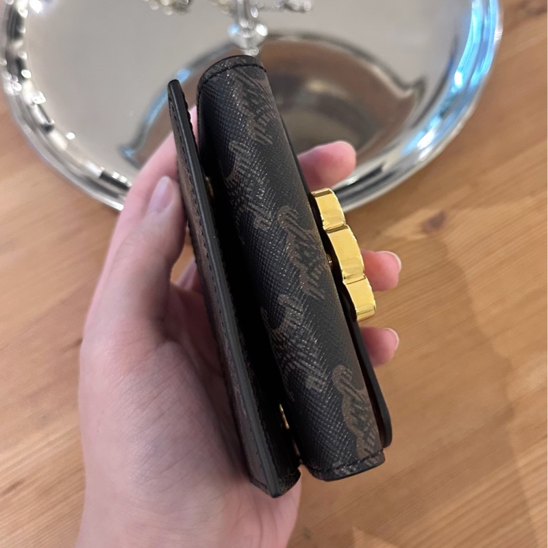 【全🆕】CELINE 凱旋門二合一錢包卡包金屬大鎖扣老花滿印合成革 銀包 card holder 女款 棕色-4