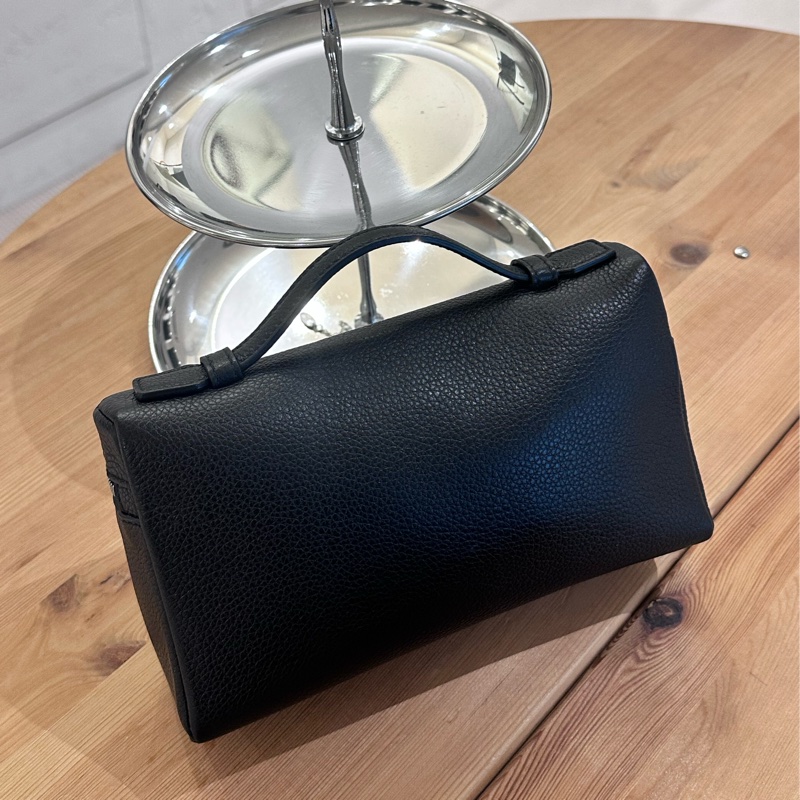 【全❤️】LP Loro Piana ExtraPocket L19 一代銀扣 飯 盒包手提包單肩包 午夜藍-1