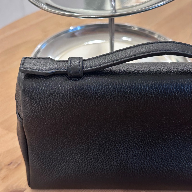 【全❤️】LP Loro Piana 飯盒包 ExtraPocket L19 黑色 銀扣手提包 單肩包-2