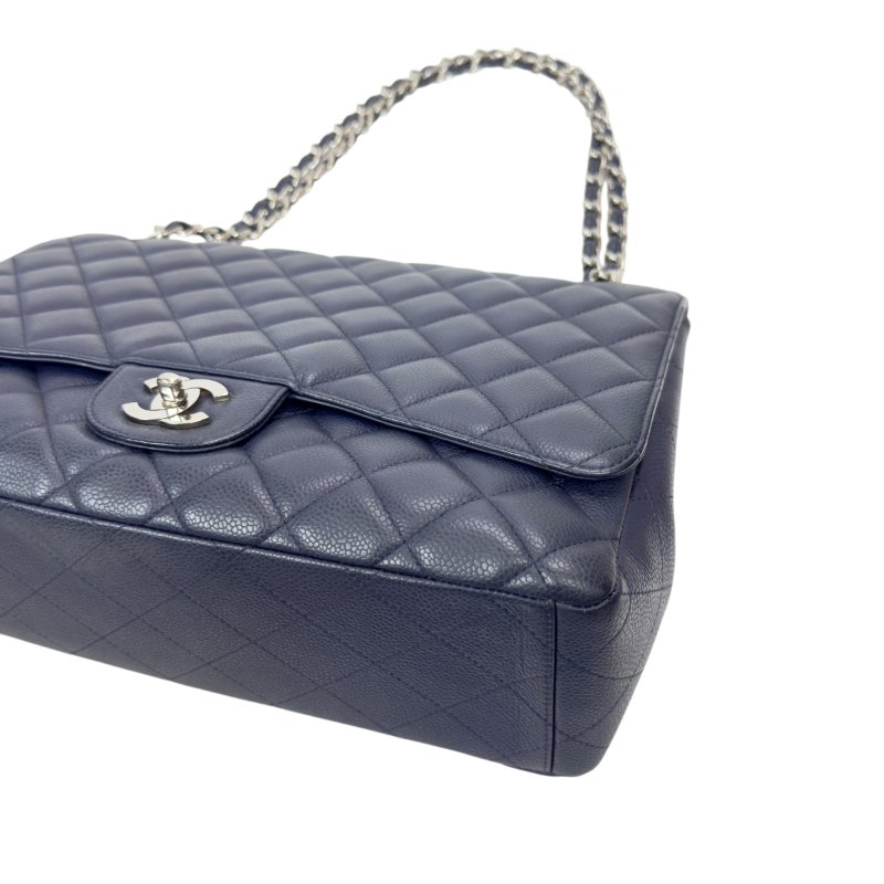 CHANEL Maxi 荔枝皮 特大號經典款 鏈條包-10