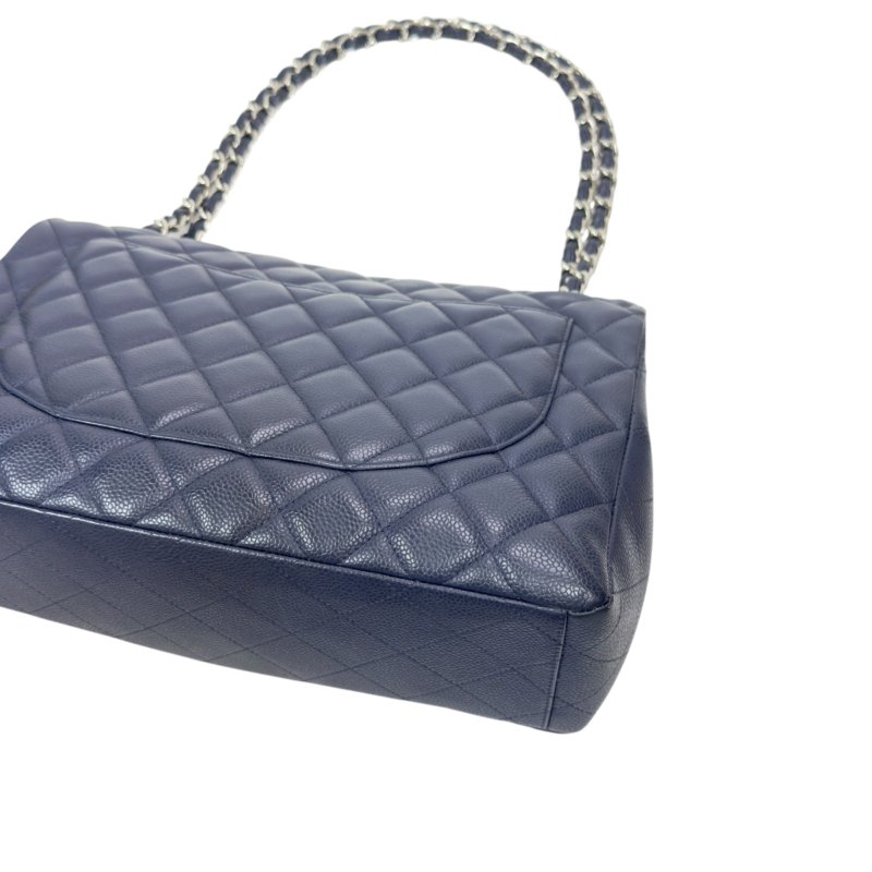 CHANEL Maxi 荔枝皮 特大號經典款 鏈條包-12