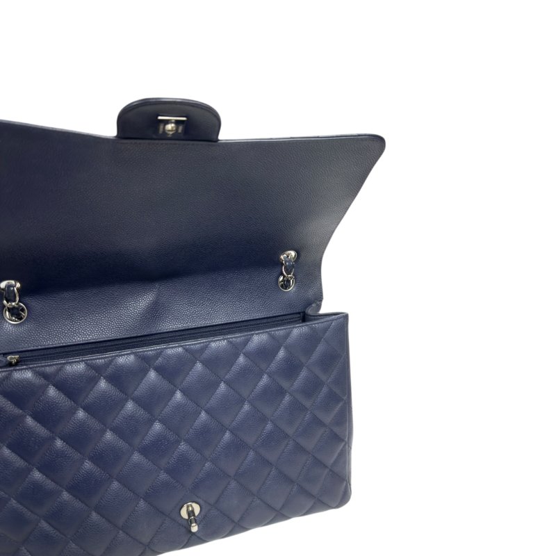 CHANEL Maxi 荔枝皮 特大號經典款 鏈條包-16