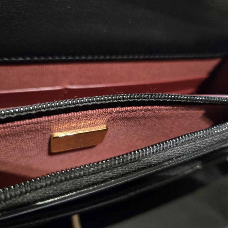 CHANEL 熱門款|經典黑金 雙金球/金珠WOC-10