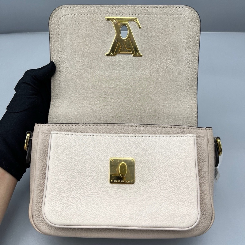 LV新款lockme單肩包奶茶色-7