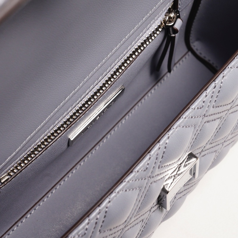 Tory Burch 鏈條流蘇斜背包 (霧霾灰藍)-14