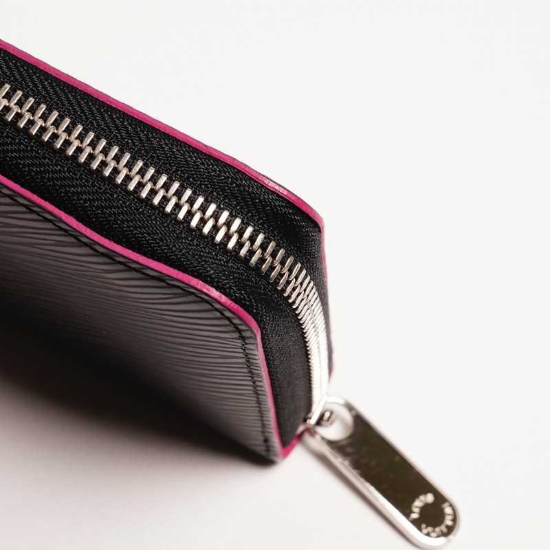 LOUIS VUITTON EPI水波紋長夾 ㄇ字型拉鏈長夾(黑色)-4