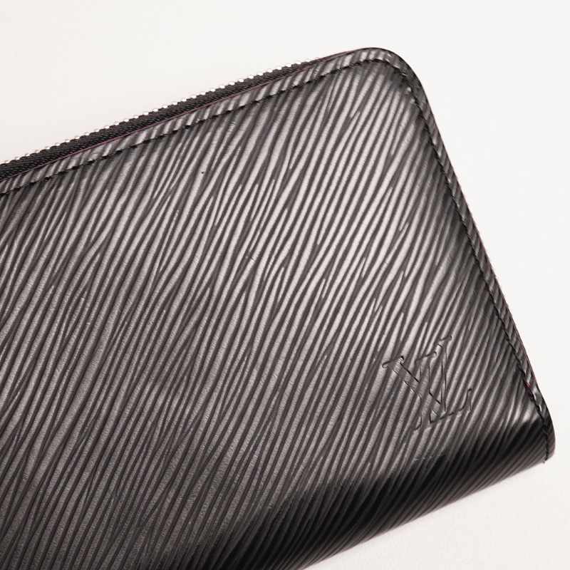 LOUIS VUITTON EPI水波紋長夾 ㄇ字型拉鏈長夾(黑色)-12