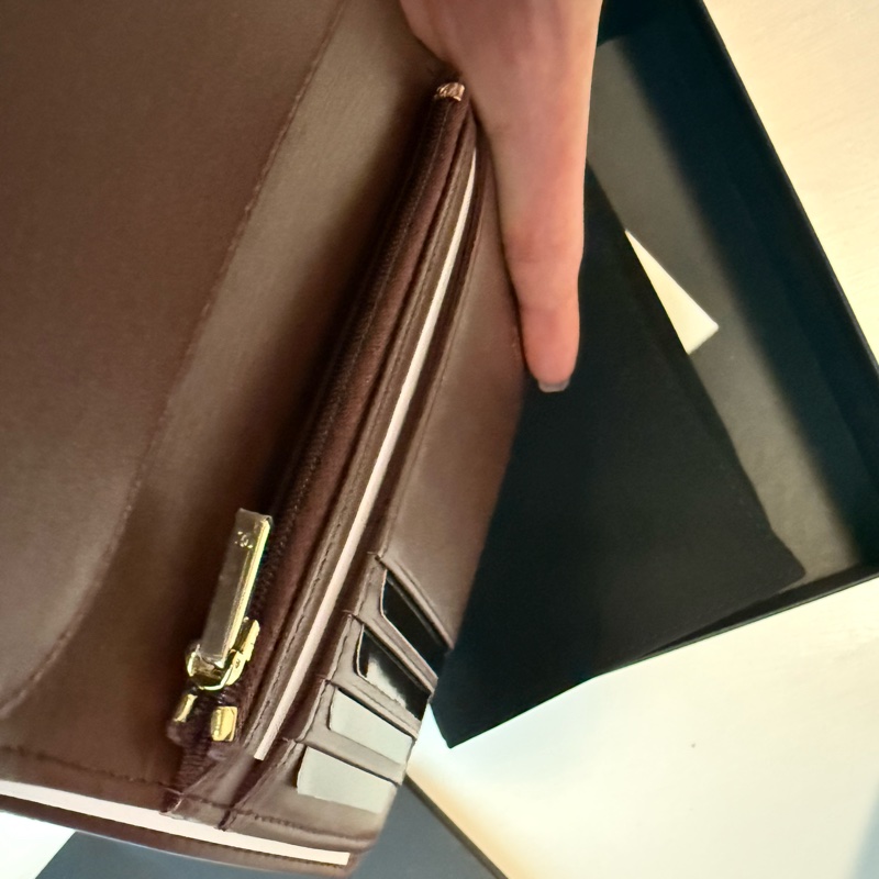 💖Chanel 經典款 護照夾 皮夾💖 黑色荔枝皮 金釦 全新全配-9