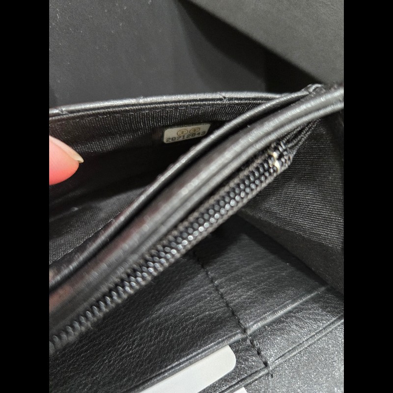 Chanel 經典轉釦 實用款中夾-26