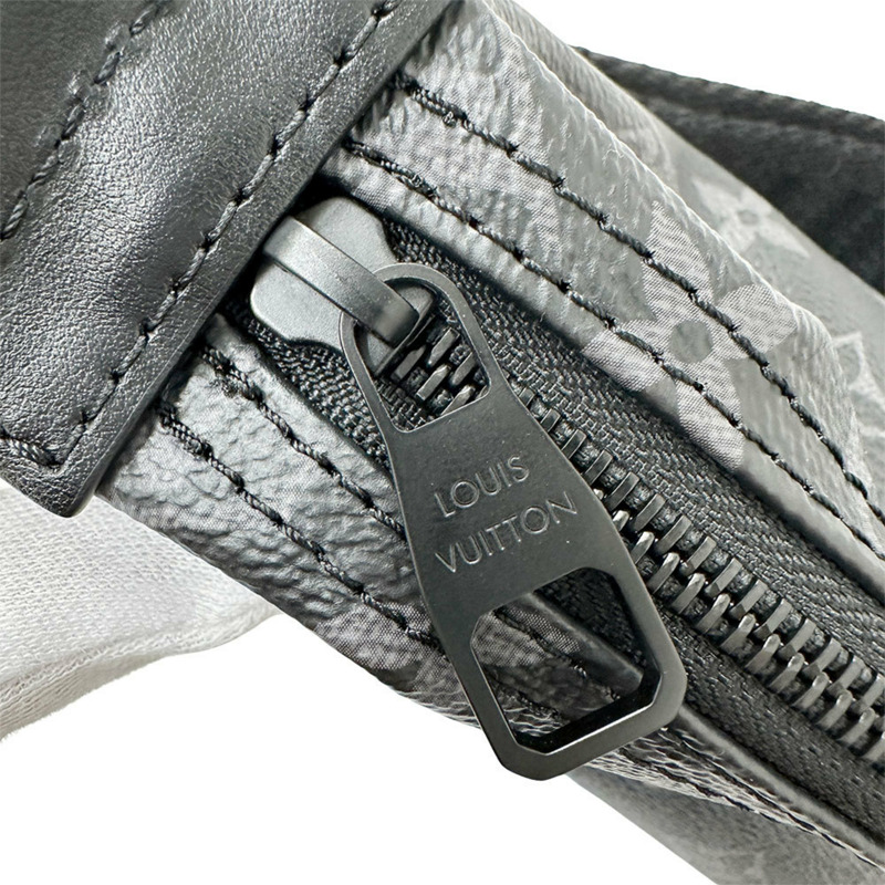 路易威登 Eclipse 男士 Monogram Hammock 手袋 PM Noir M47158，附品牌標誌-6