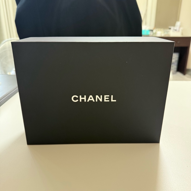 Chanel 小牛皮 黑銀 方胖-5