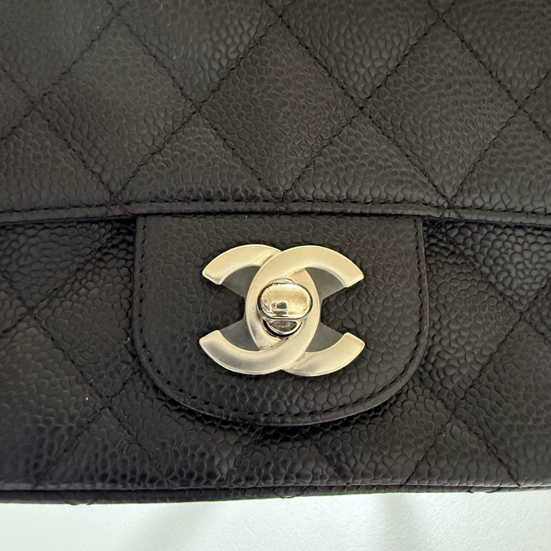 Chanel 小牛皮 黑銀 方胖-11