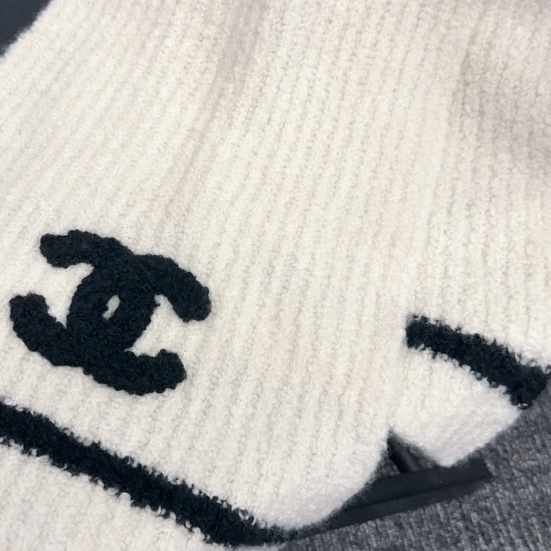 Chanel 23B 白色 黑色 雙C 圍巾 披肩-2