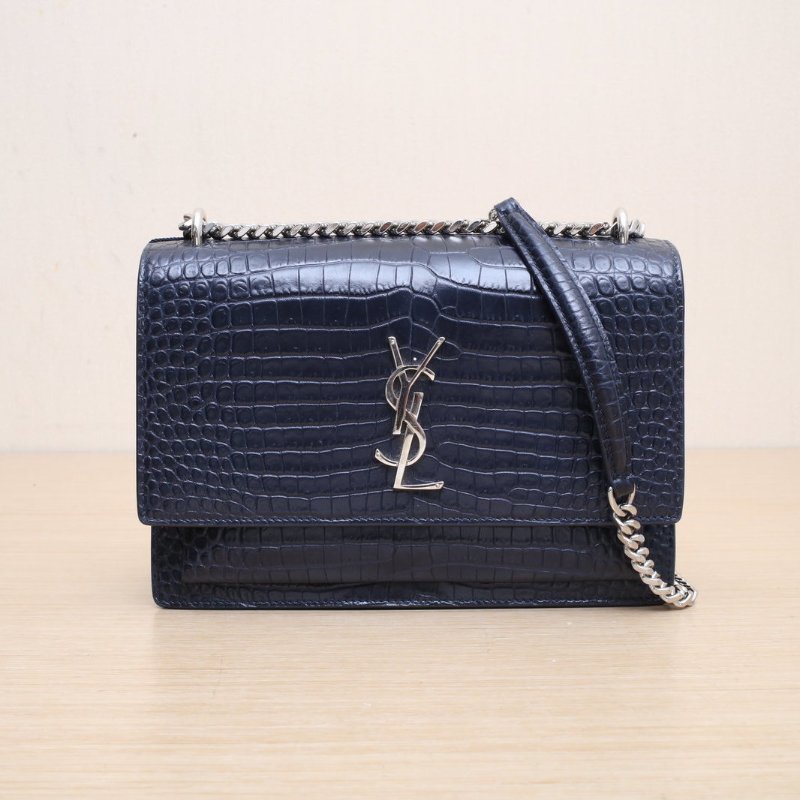 SAINT LAURENT SUNSET日落包中號22鱷魚壓紋黑色牛皮銀扣肩背包-1