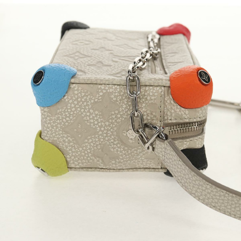 【日本直送】路易威登 Taurillon Monogram Climbing Soft Trunk Bag M81606 LV Auth 146364SM-4