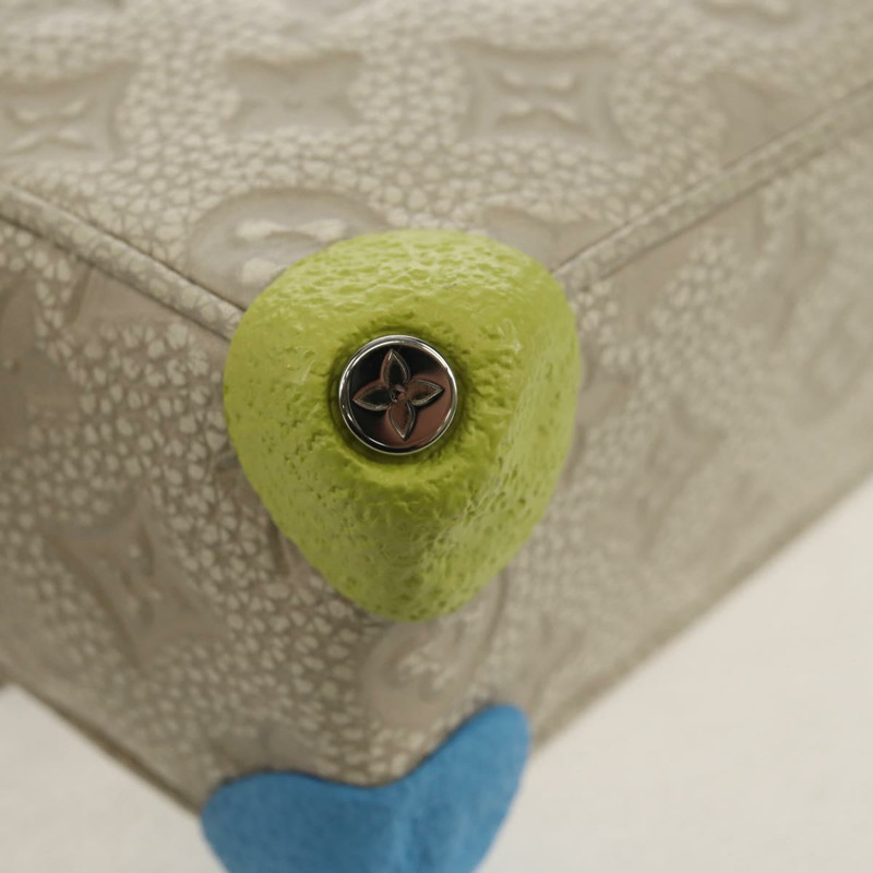 【日本直送】路易威登 Taurillon Monogram Climbing Soft Trunk Bag M81606 LV Auth 146364SM-12