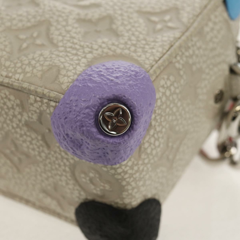 【日本直送】路易威登 Taurillon Monogram Climbing Soft Trunk Bag M81606 LV Auth 146364SM-13