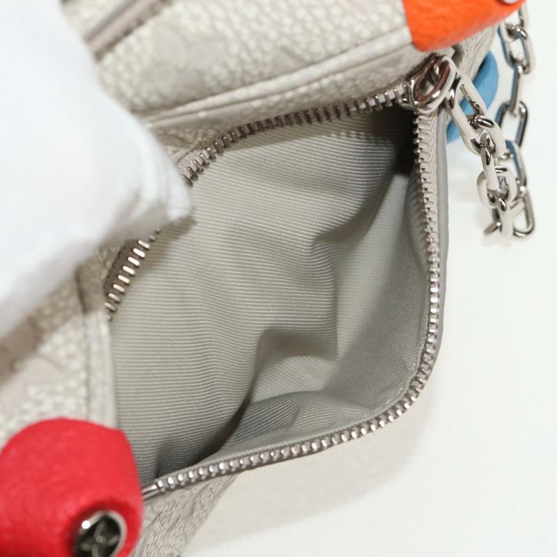 【日本直送】路易威登 Taurillon Monogram Climbing Soft Trunk Bag M81606 LV Auth 146364SM-16