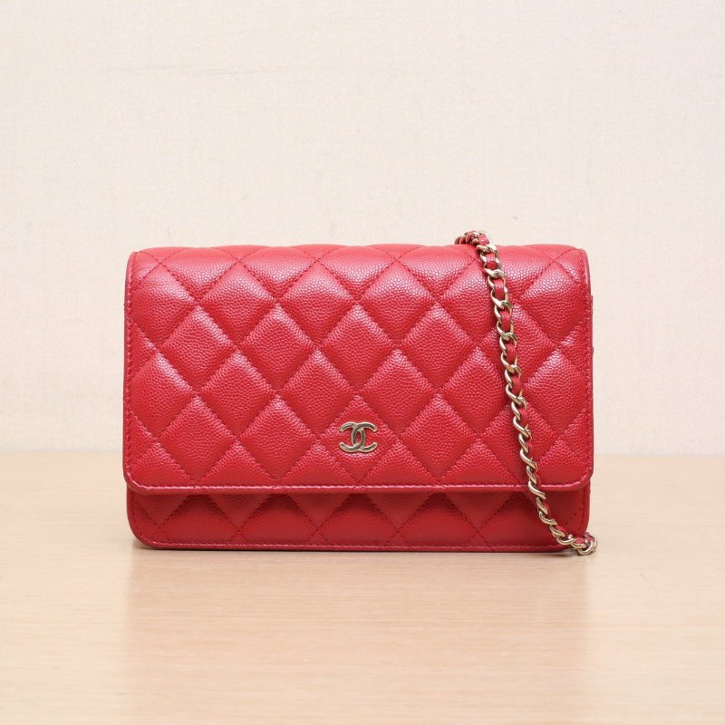 CHANEL CFWOC19紅色荔枝牛皮28開金扣肩背包-1