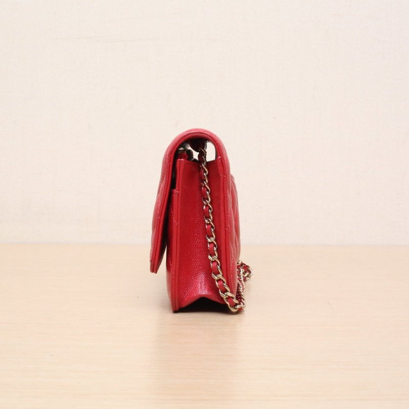 CHANEL CFWOC19紅色荔枝牛皮28開金扣肩背包-4