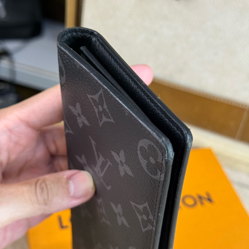 Louis Vuitton黑色原花Brazza對開長夾🖤🩶帥氣實用-6