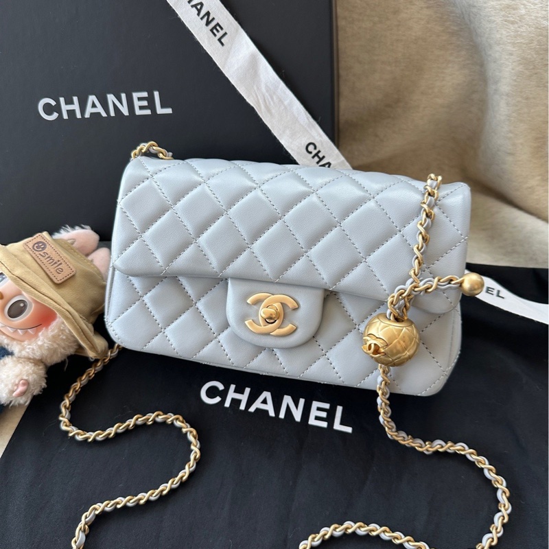 【配件:帶票大全套 💕】 Chanel 24K cf 大mini 灰色 淺灰色 金扣 金球 羊皮 手提 單肩 斜挎-1