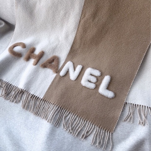 Chanel 米色 棕色 立體 logo 雙C 圍巾 披肩