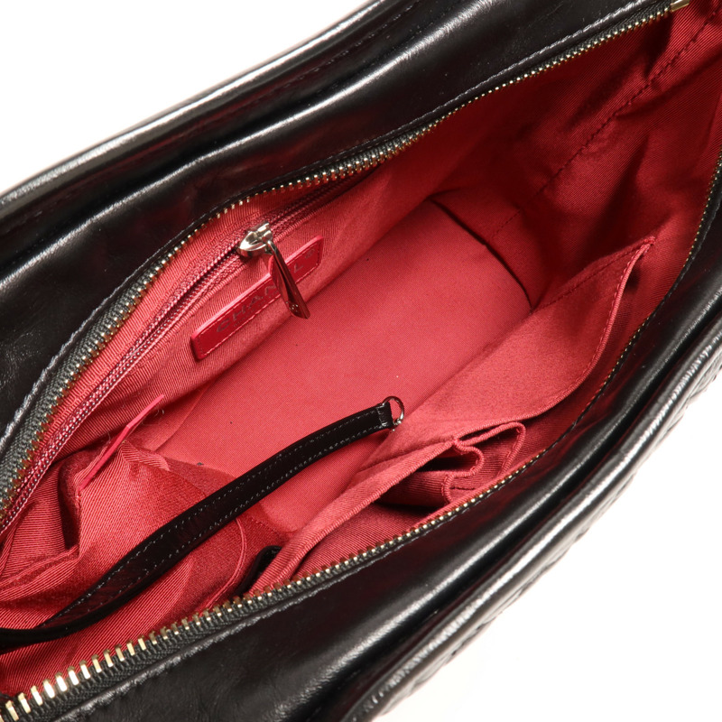 CHANEL 牛皮皮革Gabrielle Medium鏈帶肩背袋-4