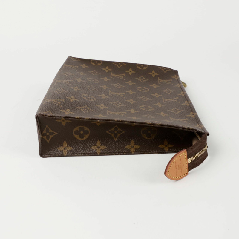 LOUIS VUITTON M47542 手拿盥洗包 26 袋-6