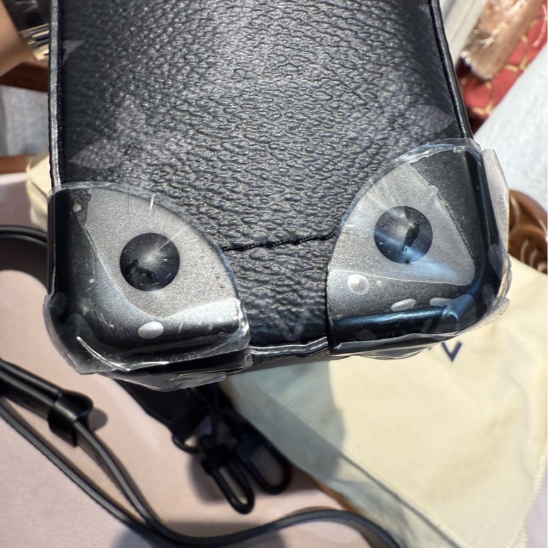 LV 新款黑武士Soul Trunk男士斜挎包-4