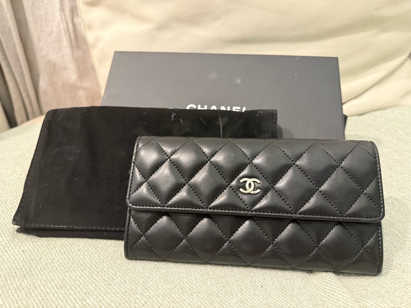 CHANEL羊皮經典信封長夾-0