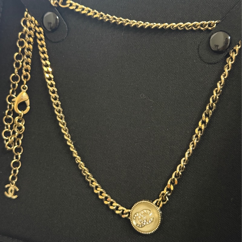 chanel 鈕扣淡金色項鍊choker-0