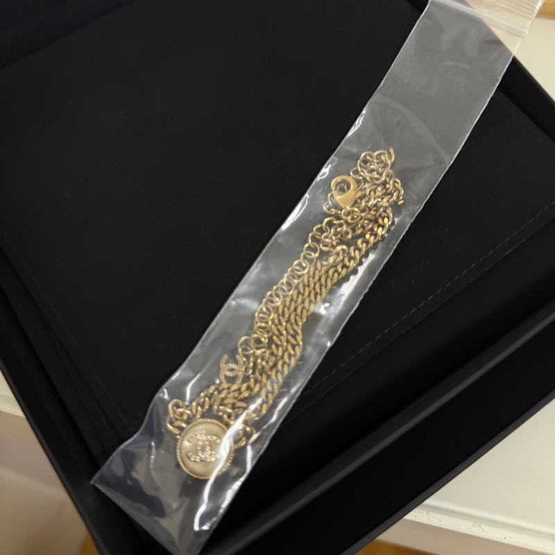 chanel 鈕扣淡金色項鍊choker-9