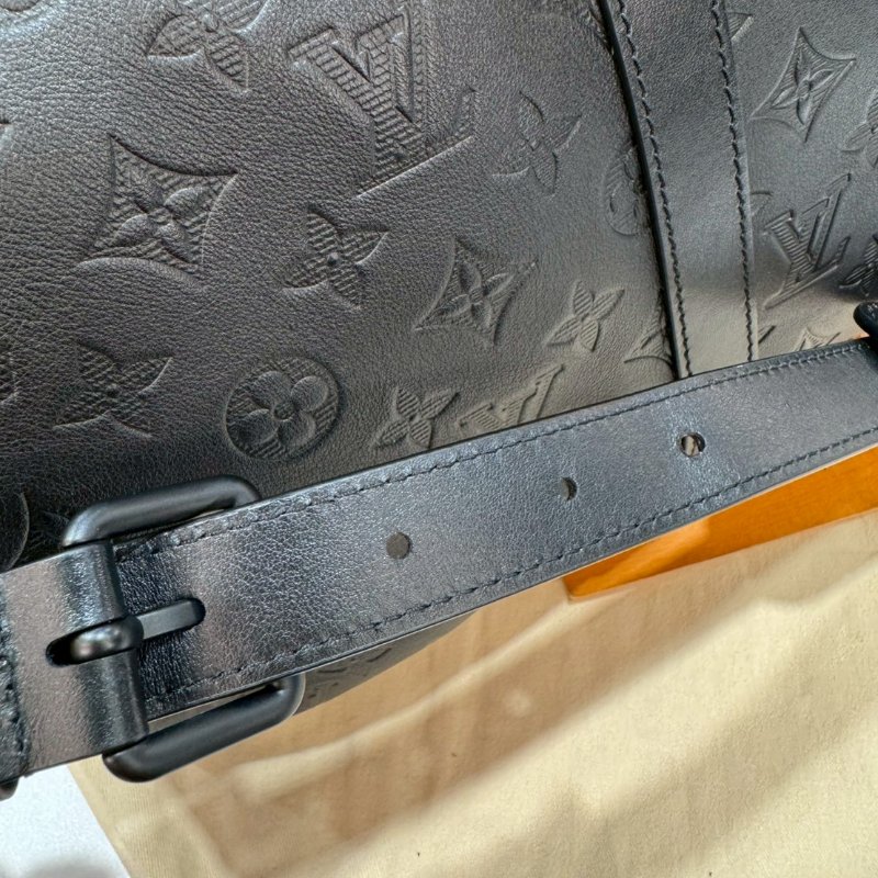 LV keepall 50 旅行袋/斜背包/旅行包 M44810 93成新-10