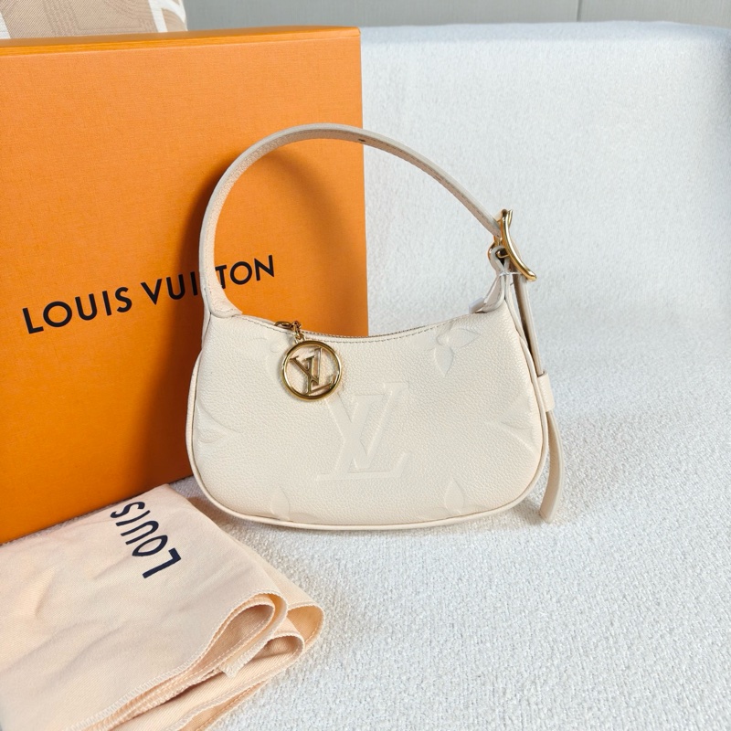 新款芯片款!Louis Vuitton minimoon 月亮包 奶白金扣 荔枝皮-0