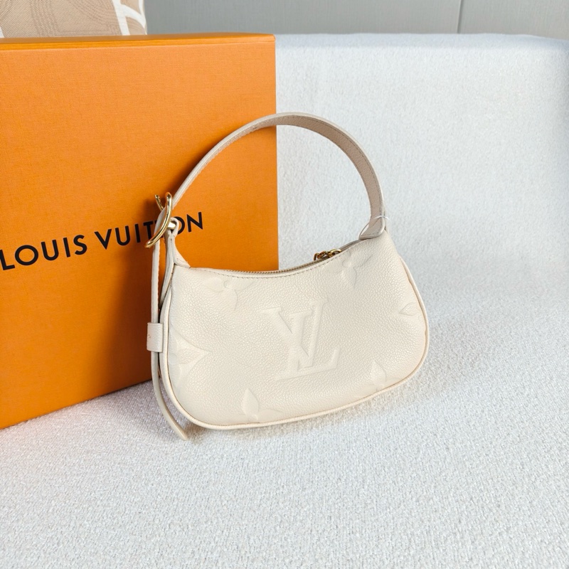 新款芯片款!Louis Vuitton minimoon 月亮包 奶白金扣 荔枝皮-5
