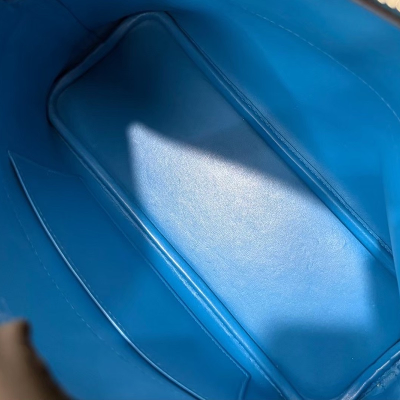 Hermes Bolide27 藍色銀釦-12