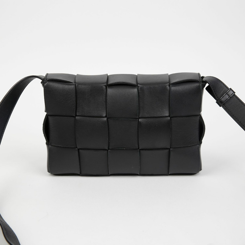 BOTTEGA VENETA 578004 卡附單肩斜背包-3