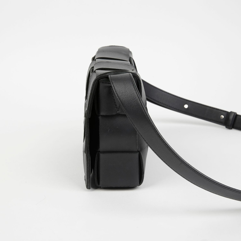 BOTTEGA VENETA 578004 卡附單肩斜背包-4